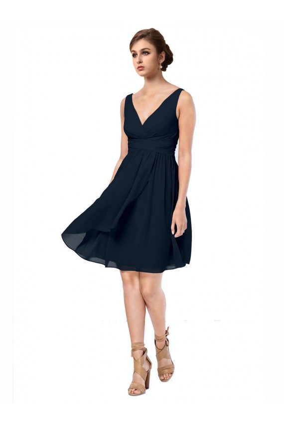 Beste Dunkelmarine A-Linien V-Ausschnitt Knielang Chiffon Kurze Brautjungfernkleider / Cocktailkleider / Heimkehr Kleider