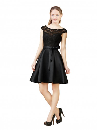 Beste Schwarz A-Linien Illusion Ausschnitt Knielang Satin Spitze Kurze Brautjungfernkleider / Cocktailkleider / Heimkehr Kleider