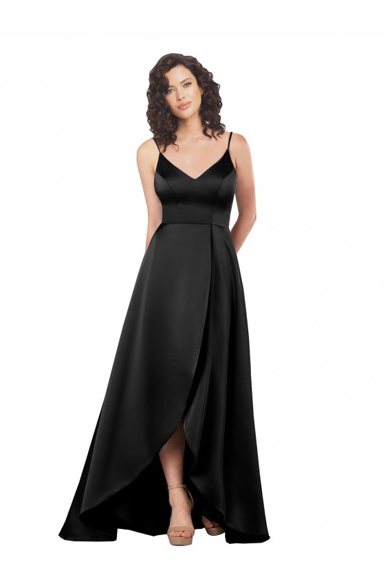 Beste Schwarz A-Linien V-Ausschnitt Seidiger Satin Lange Formale Brautjungfernkleider / Abendkleider / Abiballkleider
