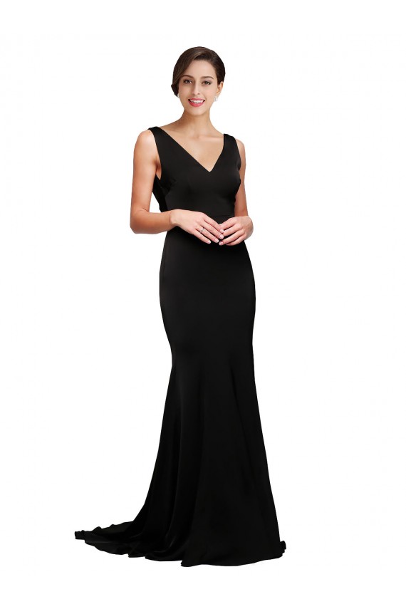 Beste Schwarz A-Linien V-Ausschnitt Sweep Zug Seidiger Satin Lange Formale Brautjungfernkleider / Abendkleider / Abiballkleider