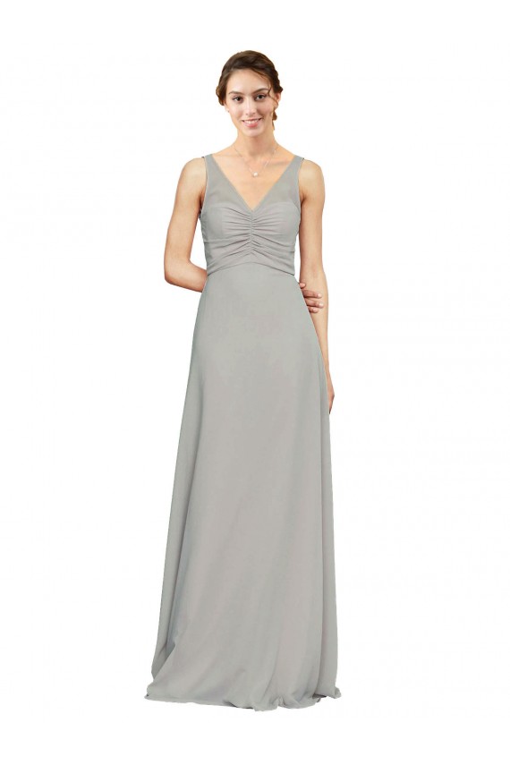 Beste Silber A-Linien V-Ausschnitt Chiffon Lange Brautjungfernkleider