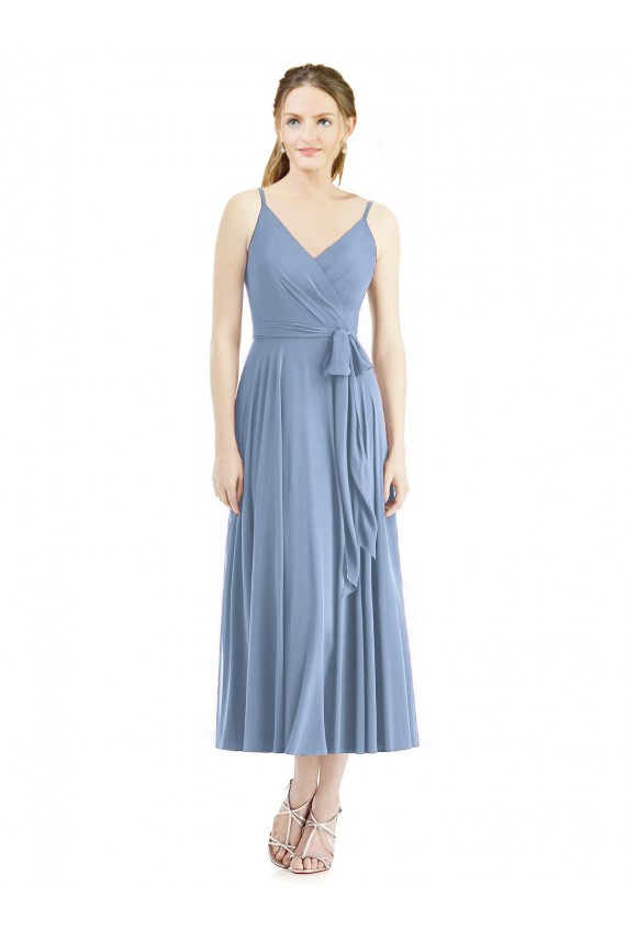 Beste Staubiges Blau A-Linien Spaghetti-Träger Wadenlang Chiffon Kurze Brautjungfernkleider
